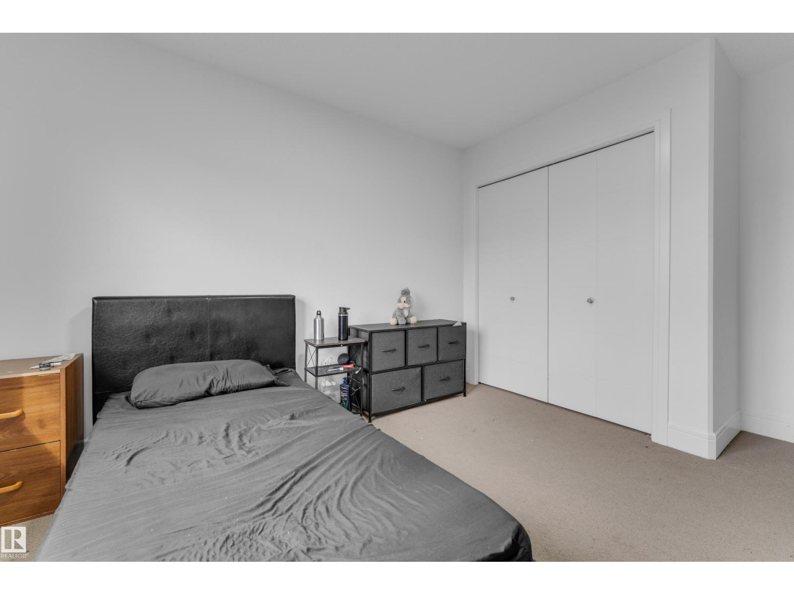 3219 16 AV NW - 32