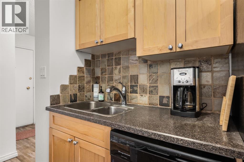 #202 1312 13 Avenue SW - 15