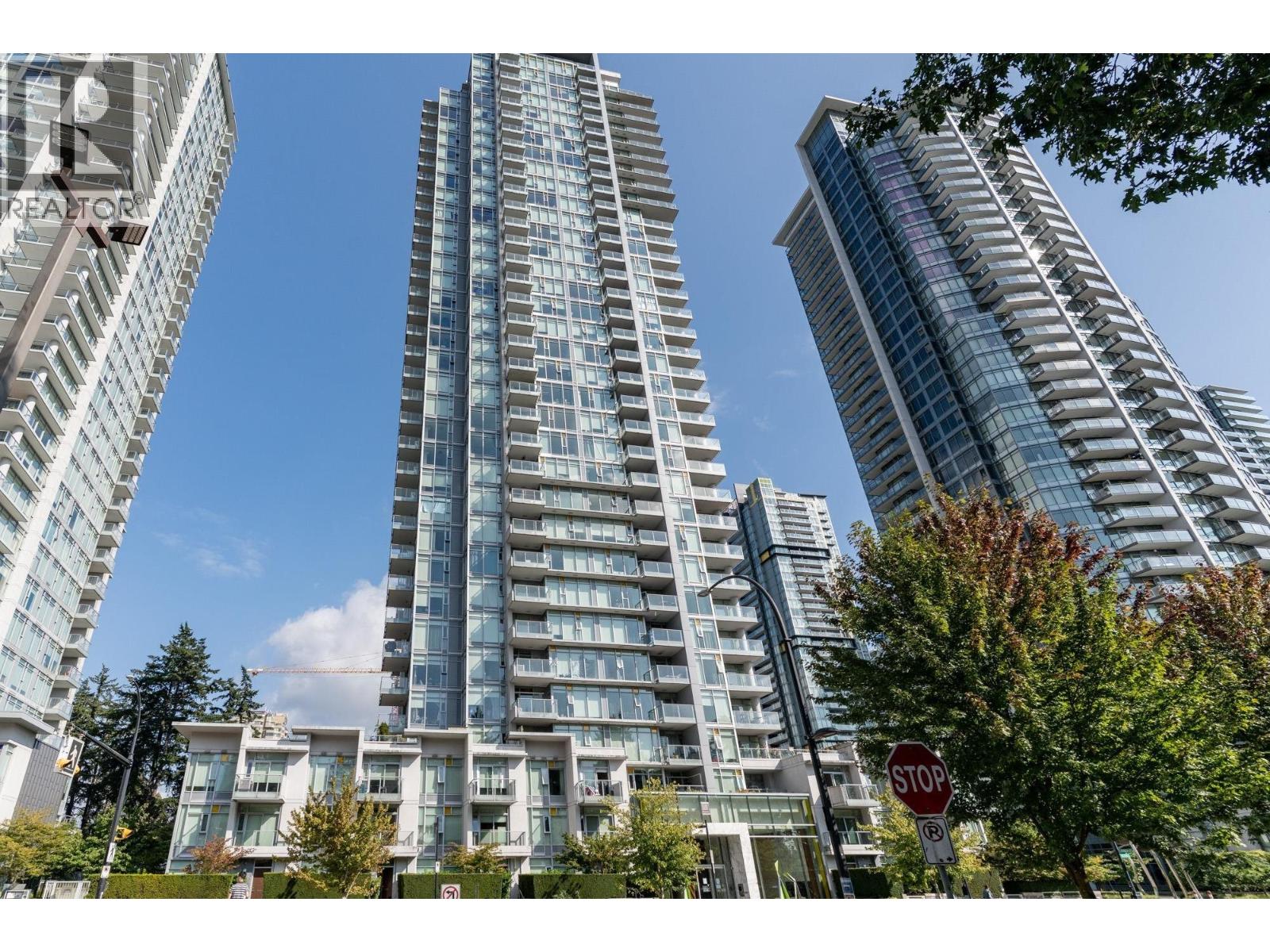 807 6588 NELSON AVENUE, Burnaby