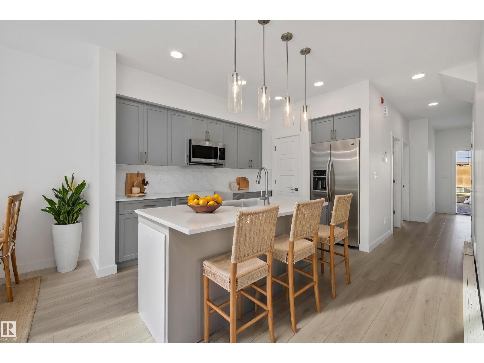 18851 29 AV NW — photo 11