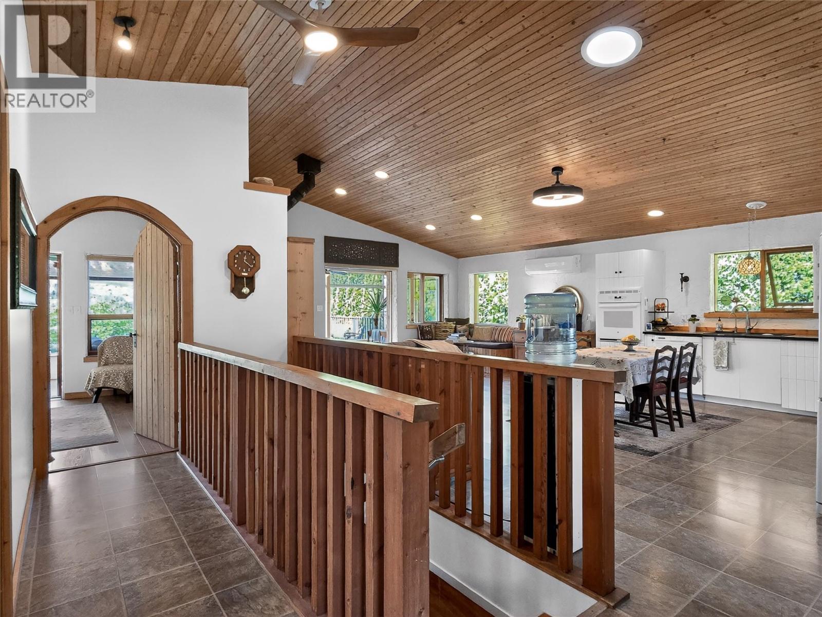 705 BRINK Lane - Image 3
