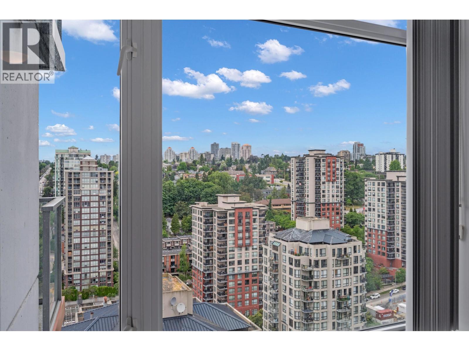 911 900 CARNARVON STREET, New Westminster