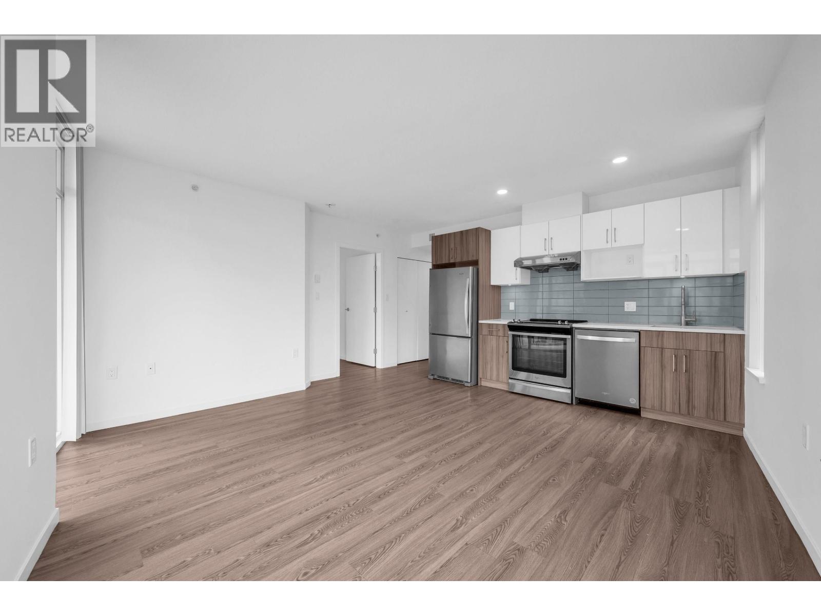 911 900 CARNARVON STREET, New Westminster