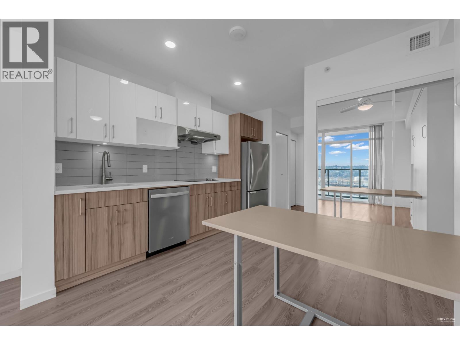 2604 900 CARNARVON STREET, New Westminster