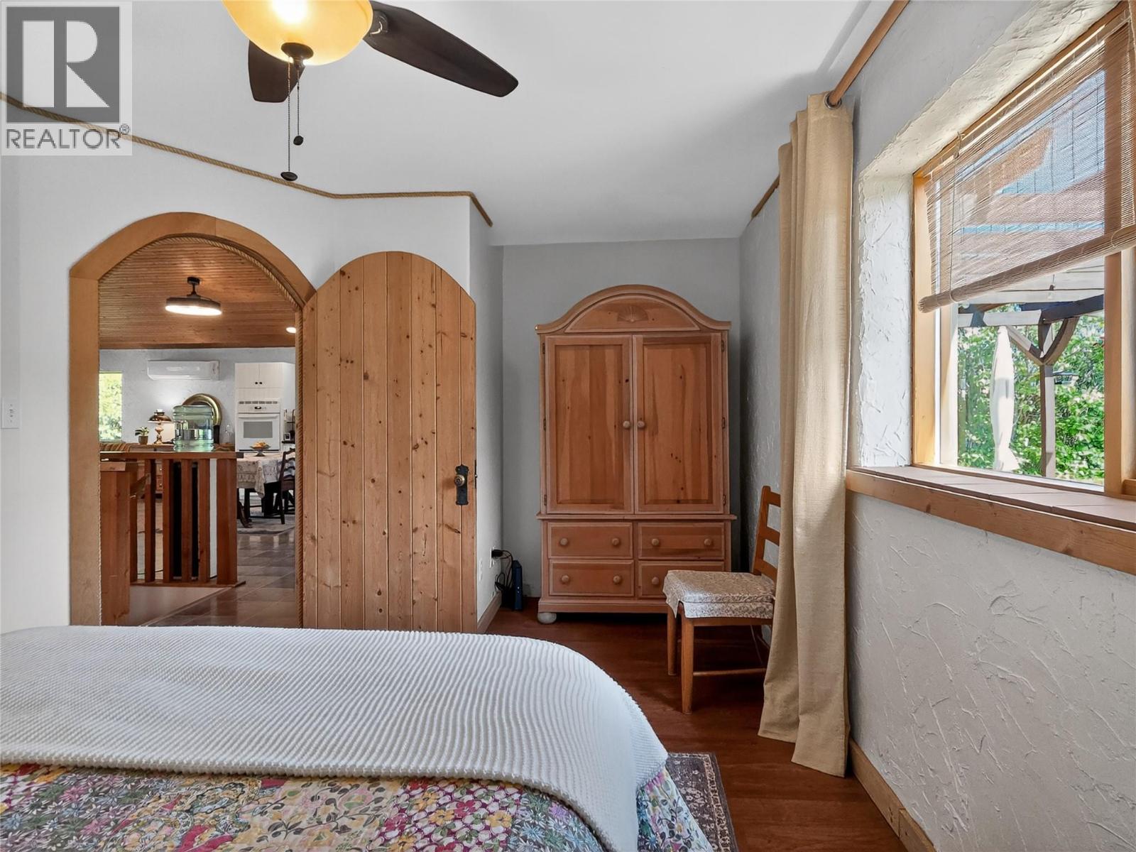 705 BRINK Lane - 16