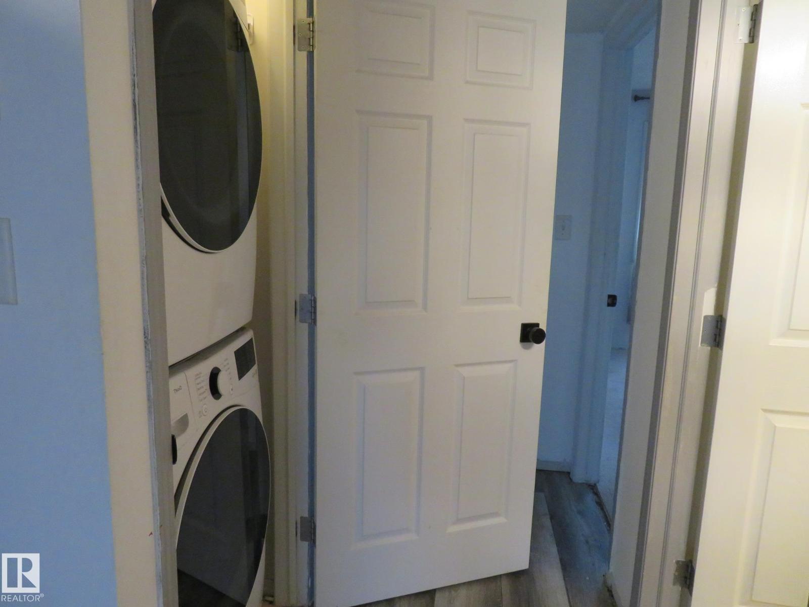 2945 26 ST NW - 24