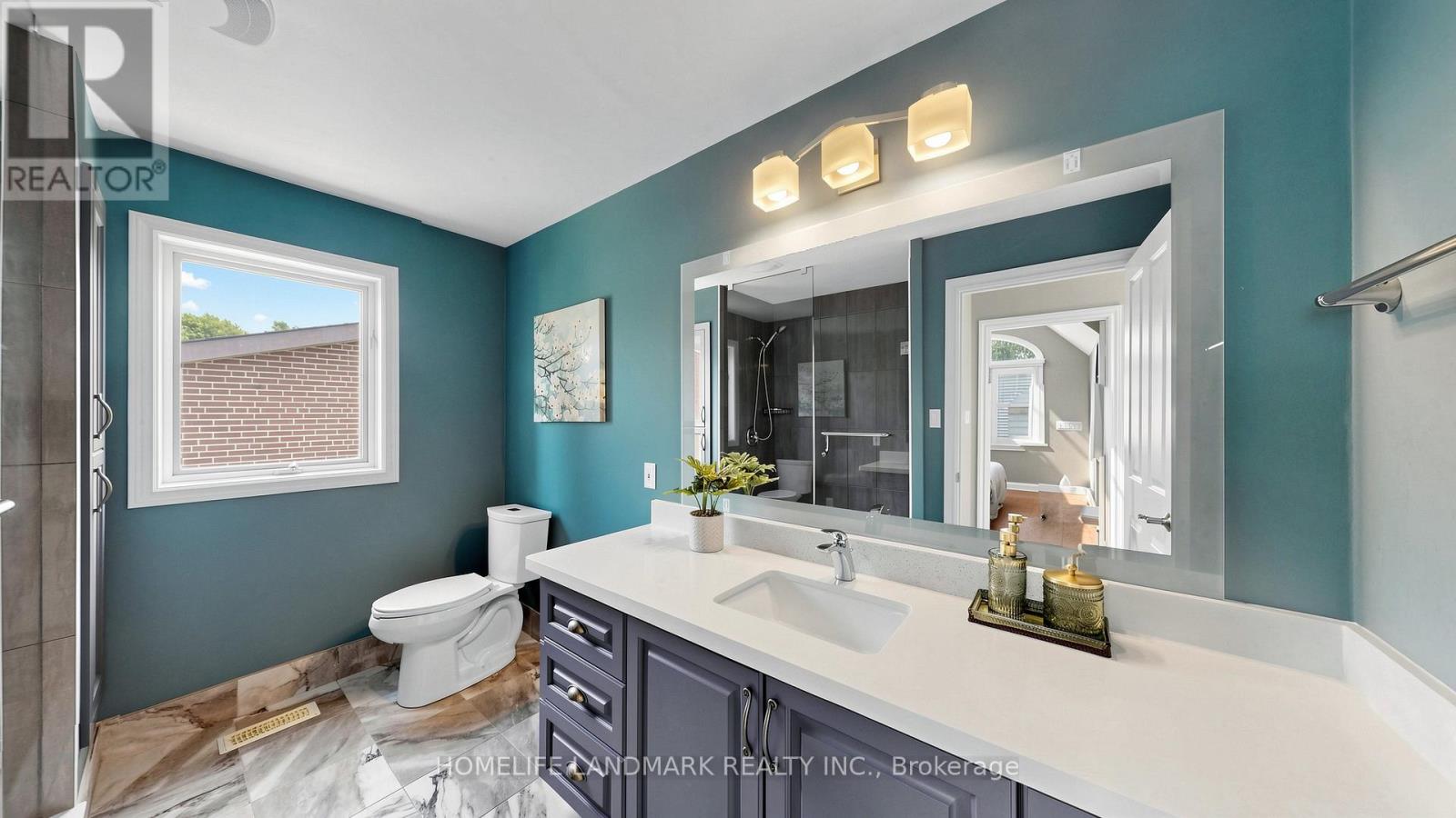 27 QUINCY CRESCENT - 29