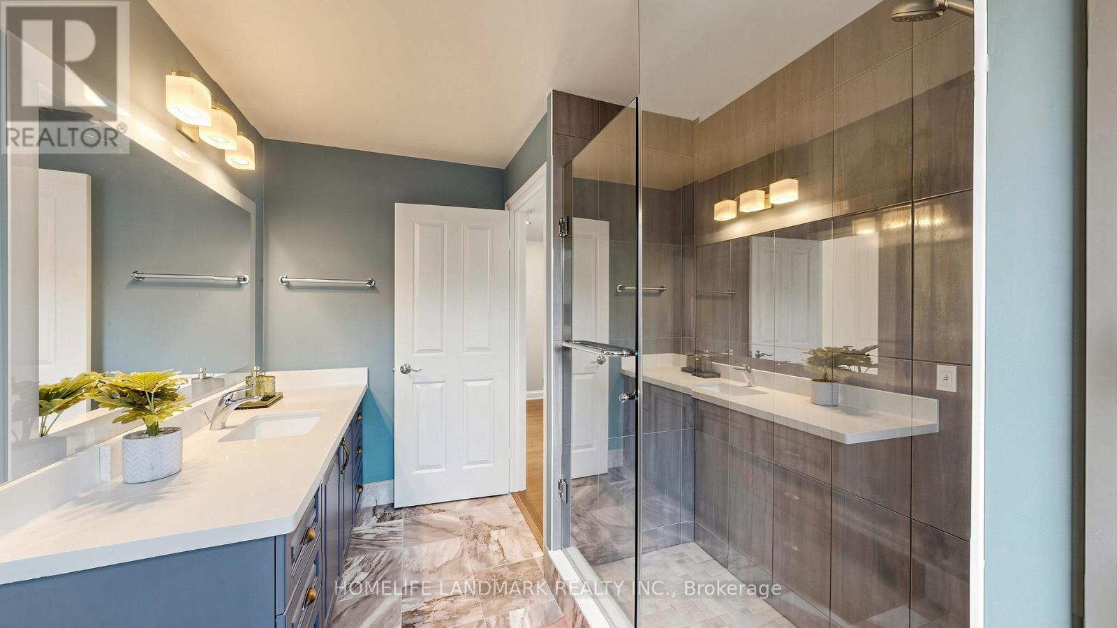 27 QUINCY CRESCENT - 30