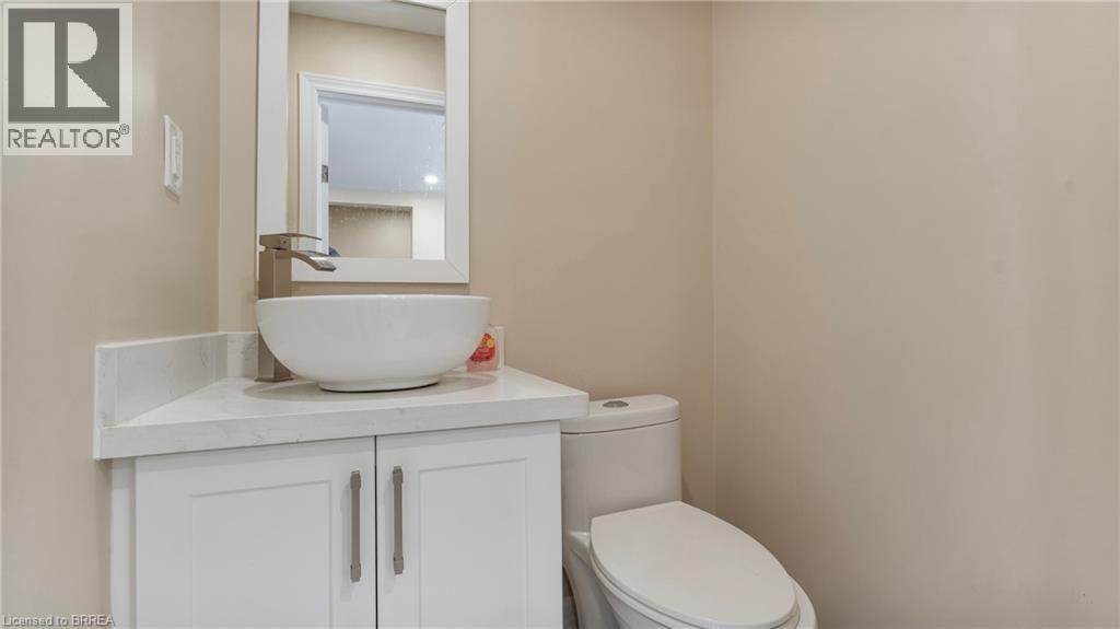 33 HIGHLAND Avenue, Hamilton, Ontario, L8L1Y8 — Photo 16