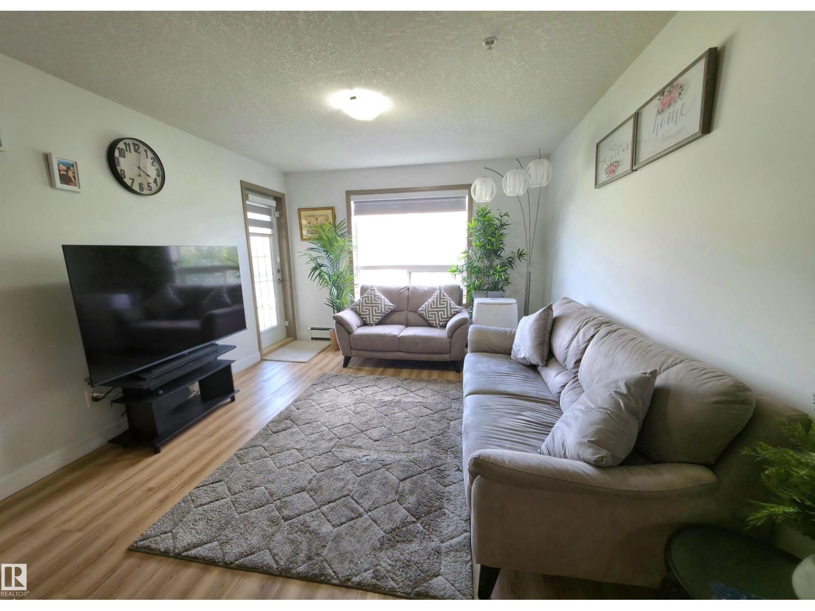 #210 5005 165 AV NW — photo 22