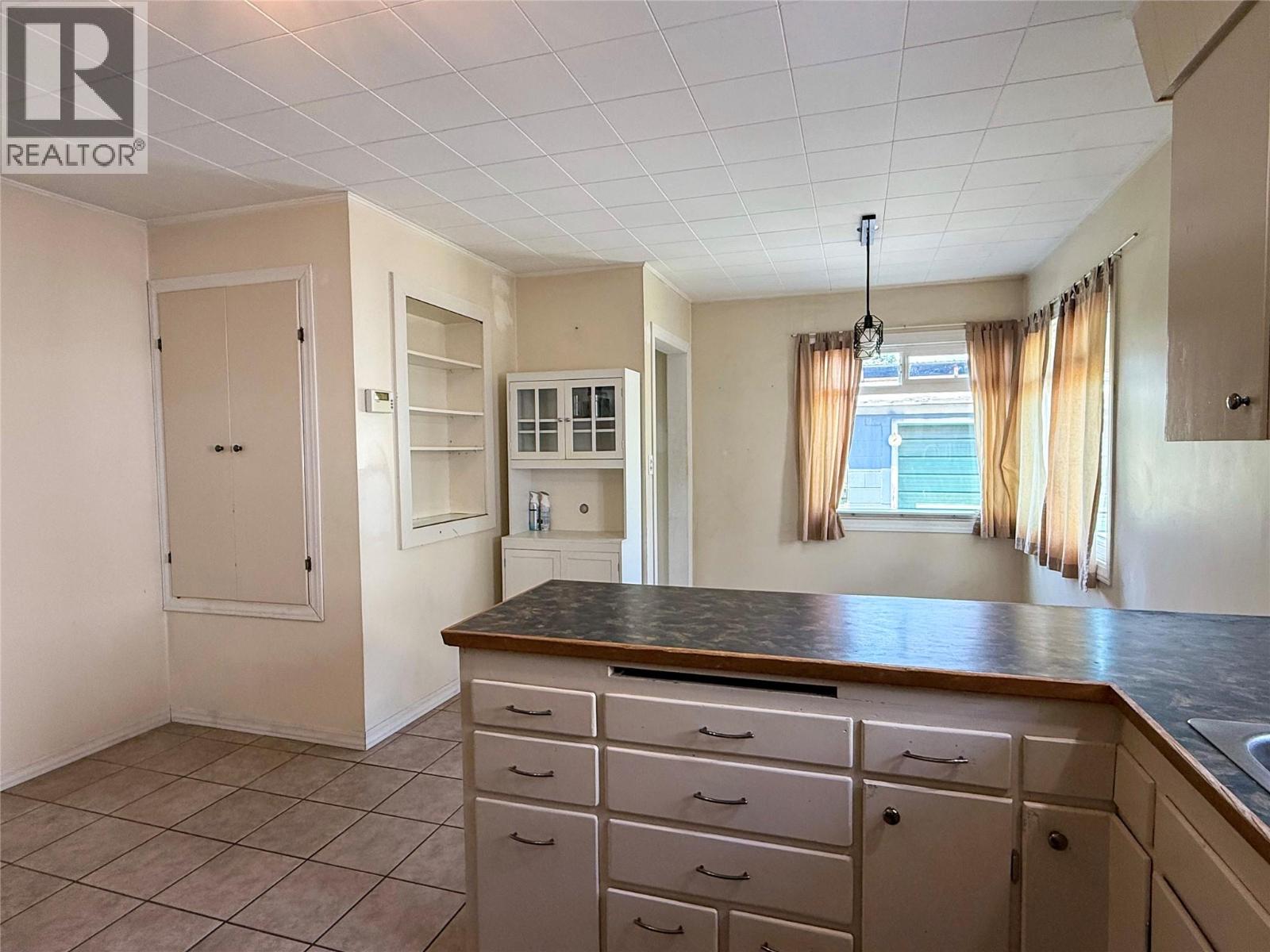 157 Crescent Street - 43
