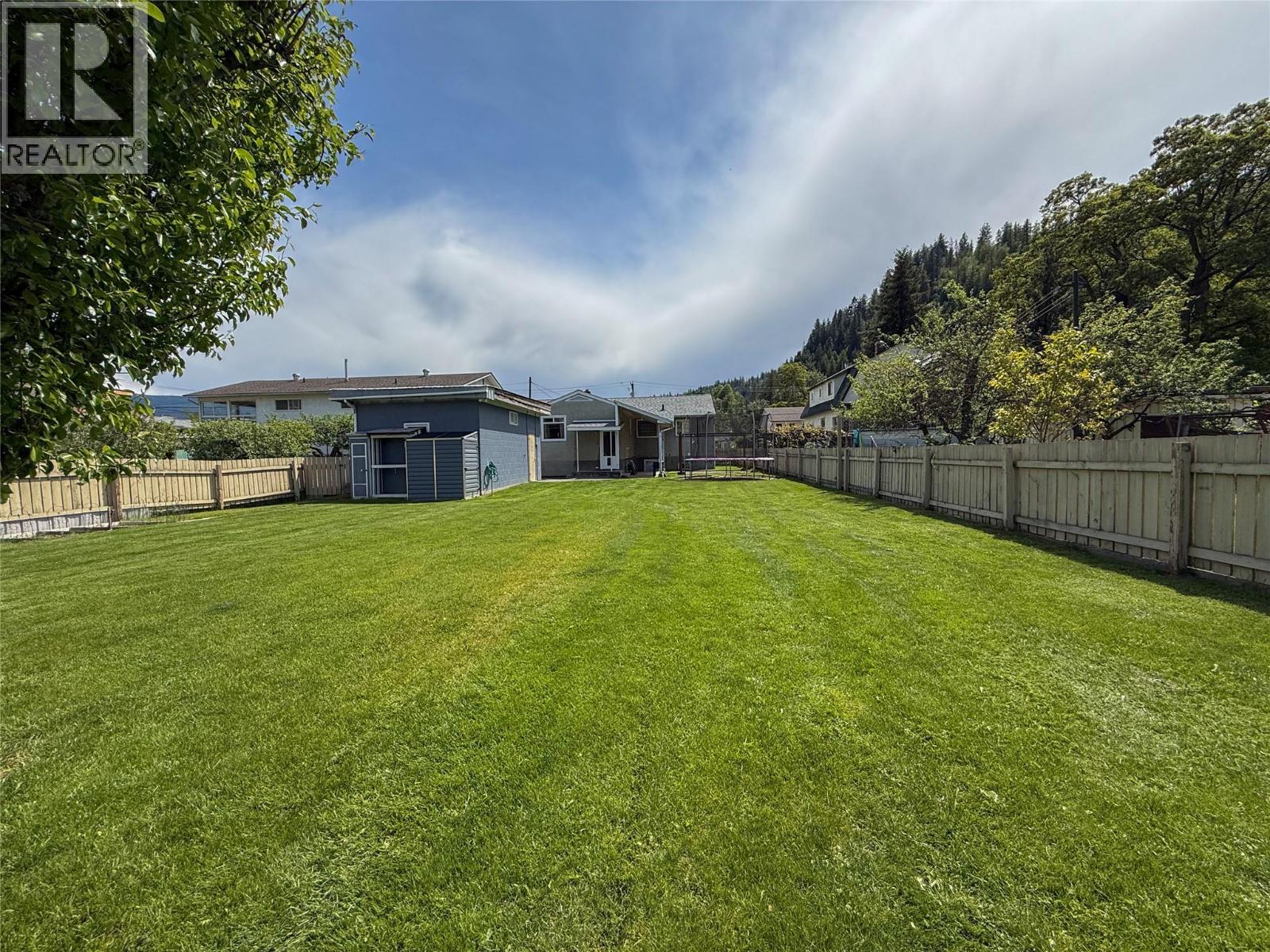 157 Crescent Street - 11