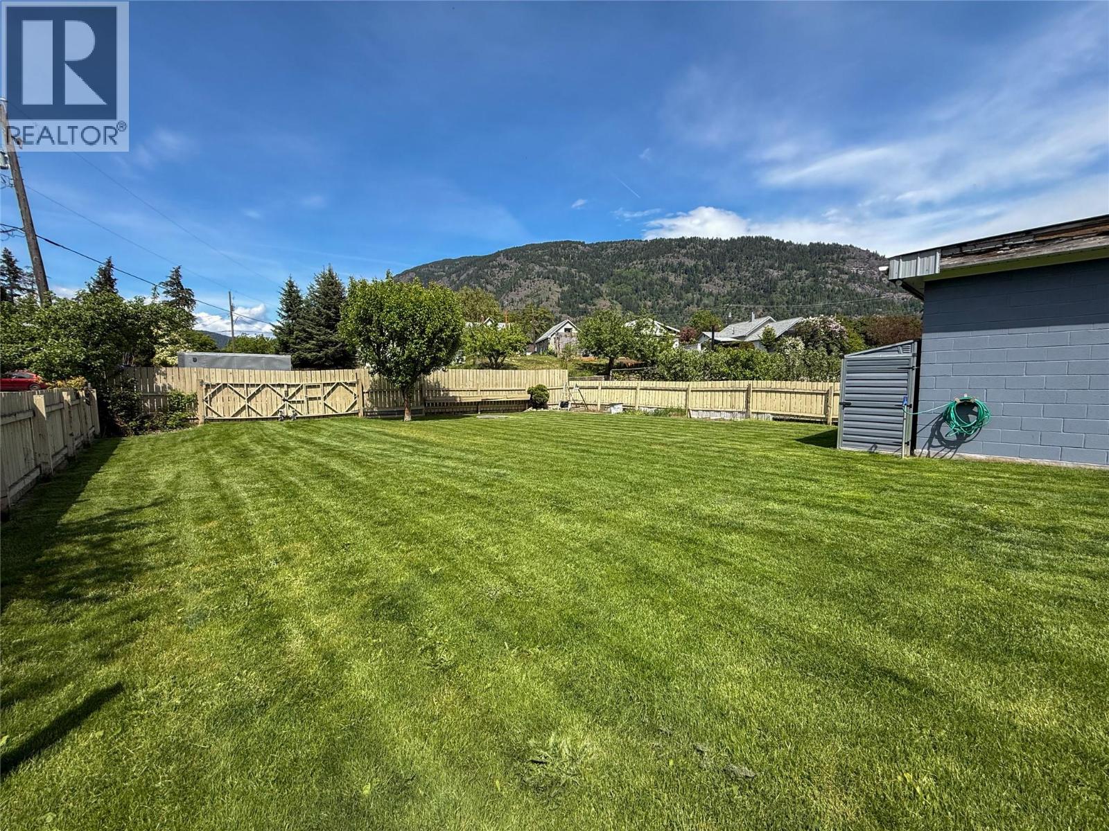 157 Crescent Street, Castlegar