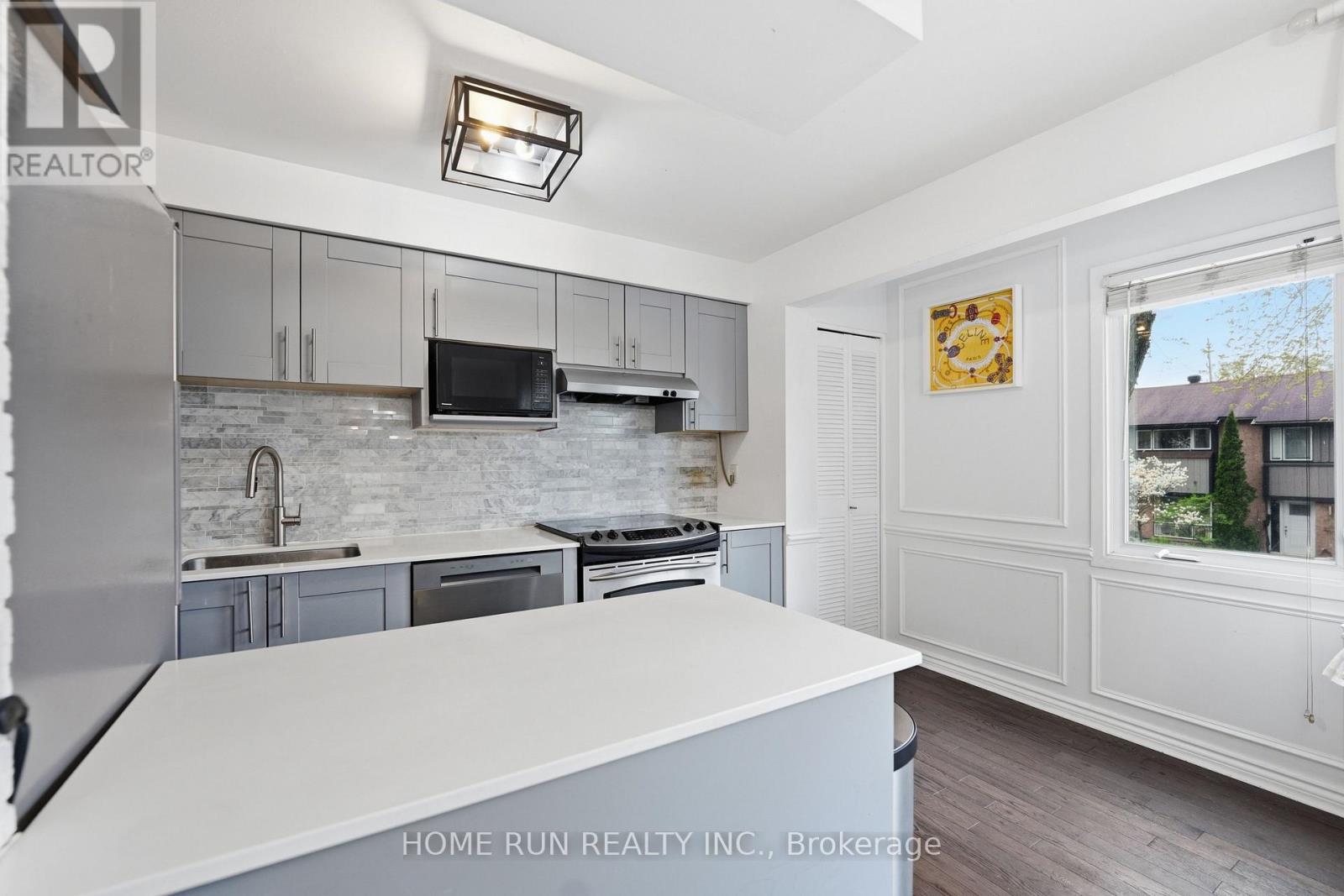 52 REANEY COURT - 16