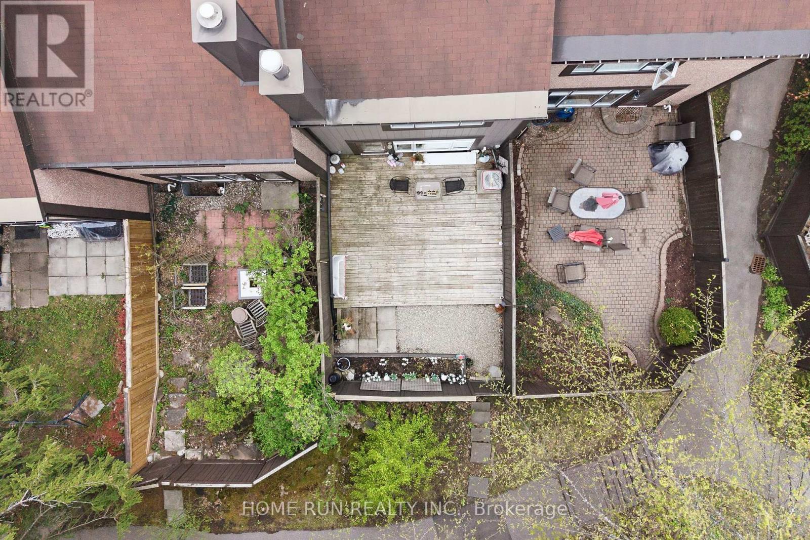 52 REANEY COURT - 37