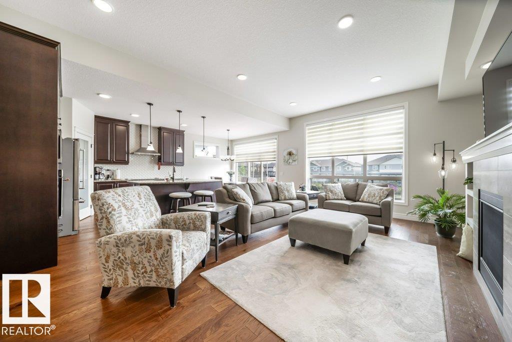 #3 8050 ORCHARDS GR SW - 16