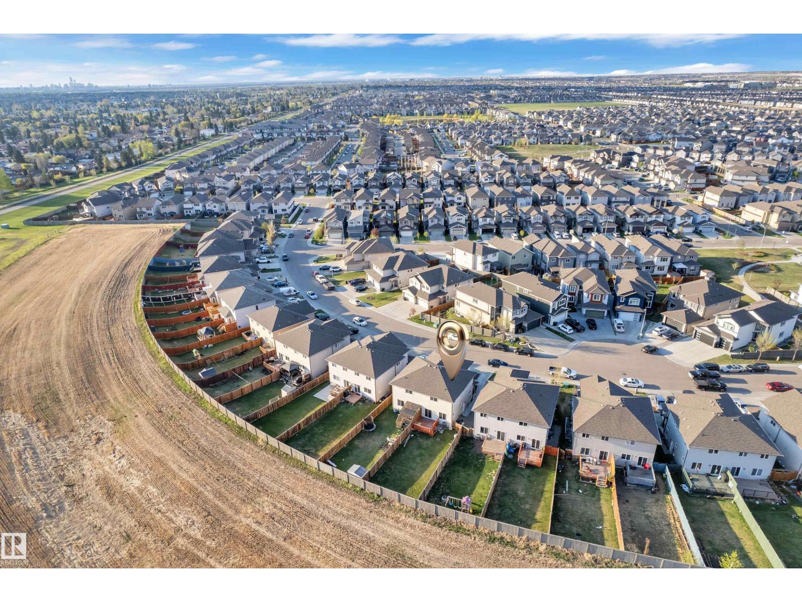 3319 11 AV NW - 41