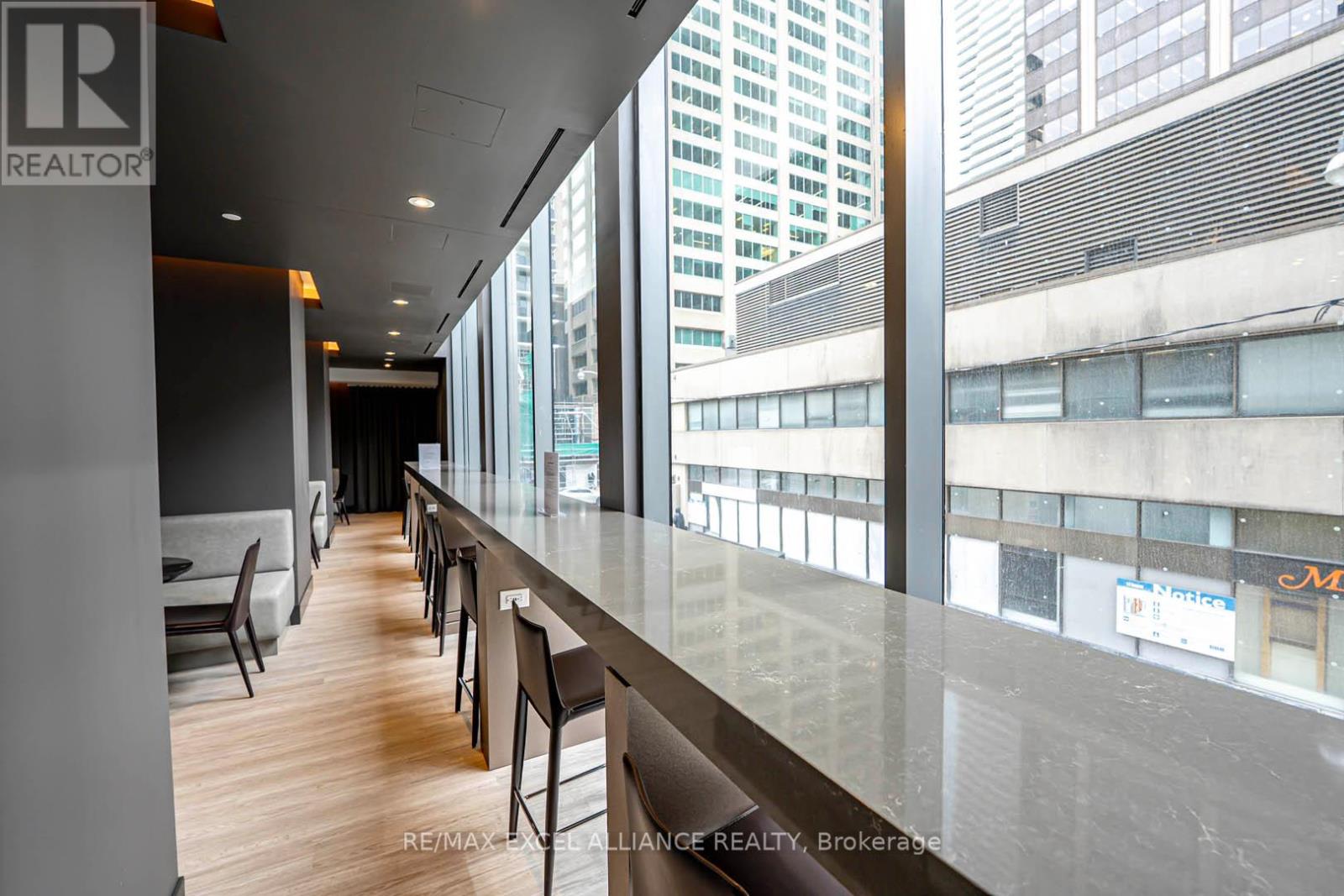 1002- 8 Cumberland Street, Toronto, ON photo 45