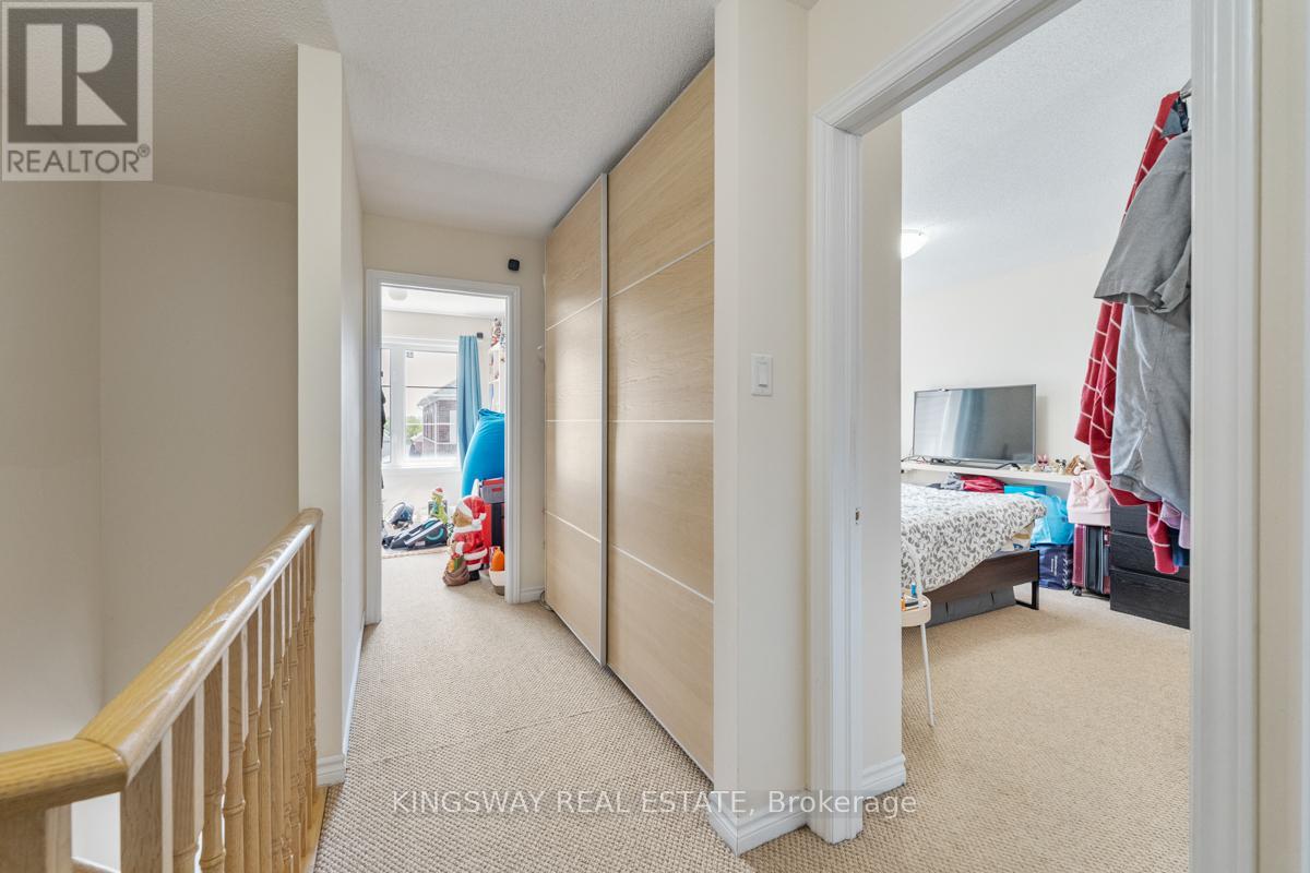 #95 165 HAMPSHIRE WAY - 20