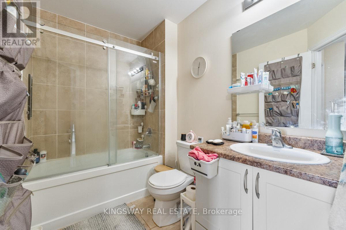 #95 165 HAMPSHIRE WAY - 19