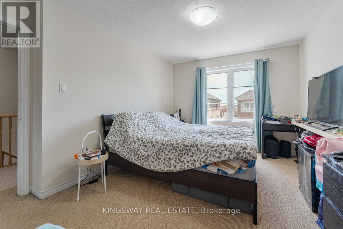 #95 165 HAMPSHIRE WAY - 18