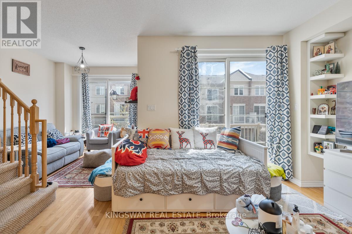 #95 165 HAMPSHIRE WAY - 7