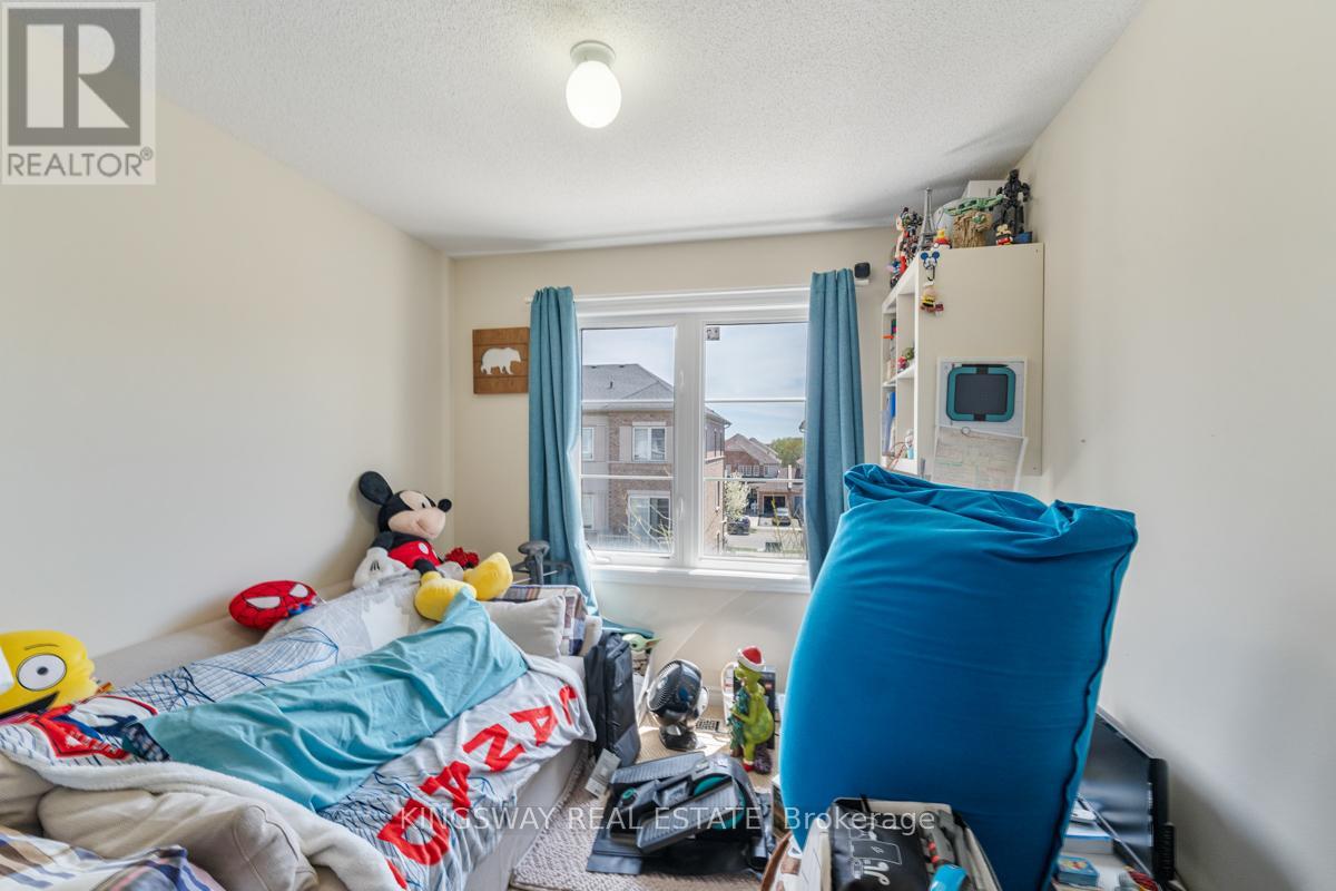 #95 165 HAMPSHIRE WAY - 30