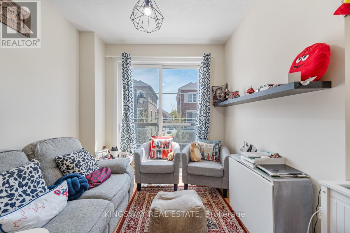 #95 165 HAMPSHIRE WAY - 8