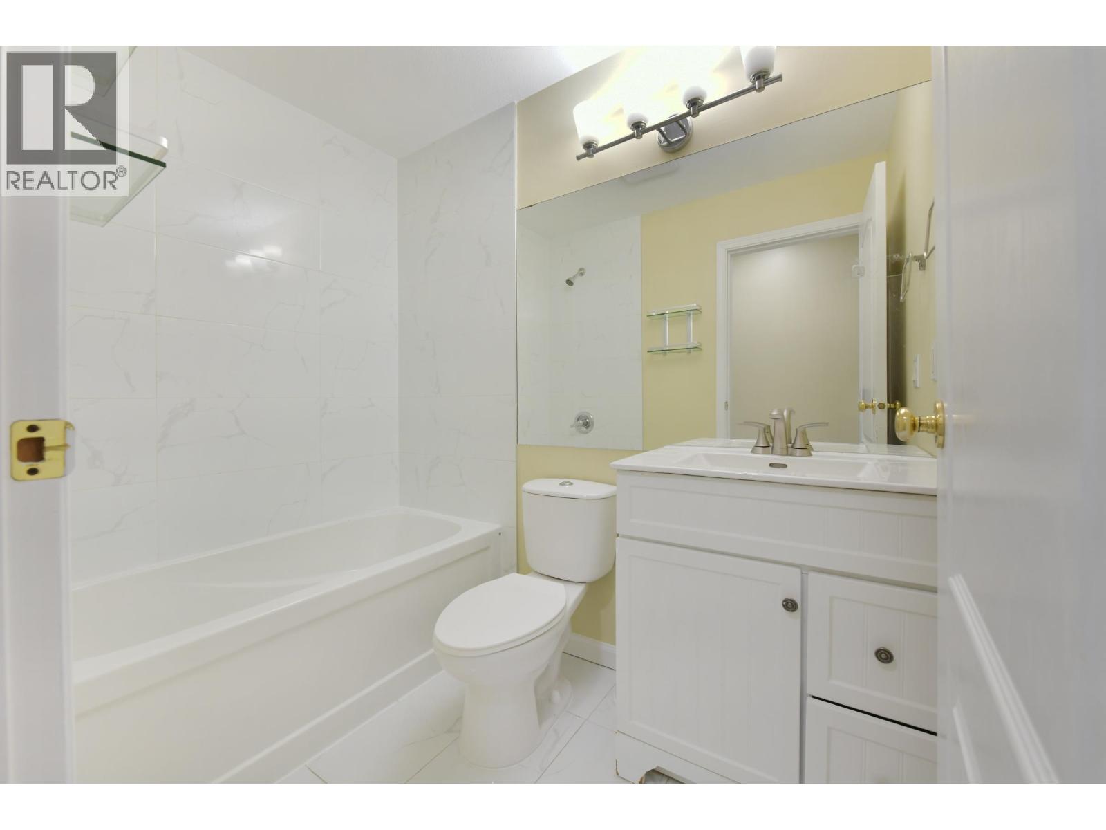 83 22888 WINDSOR COURT, Richmond