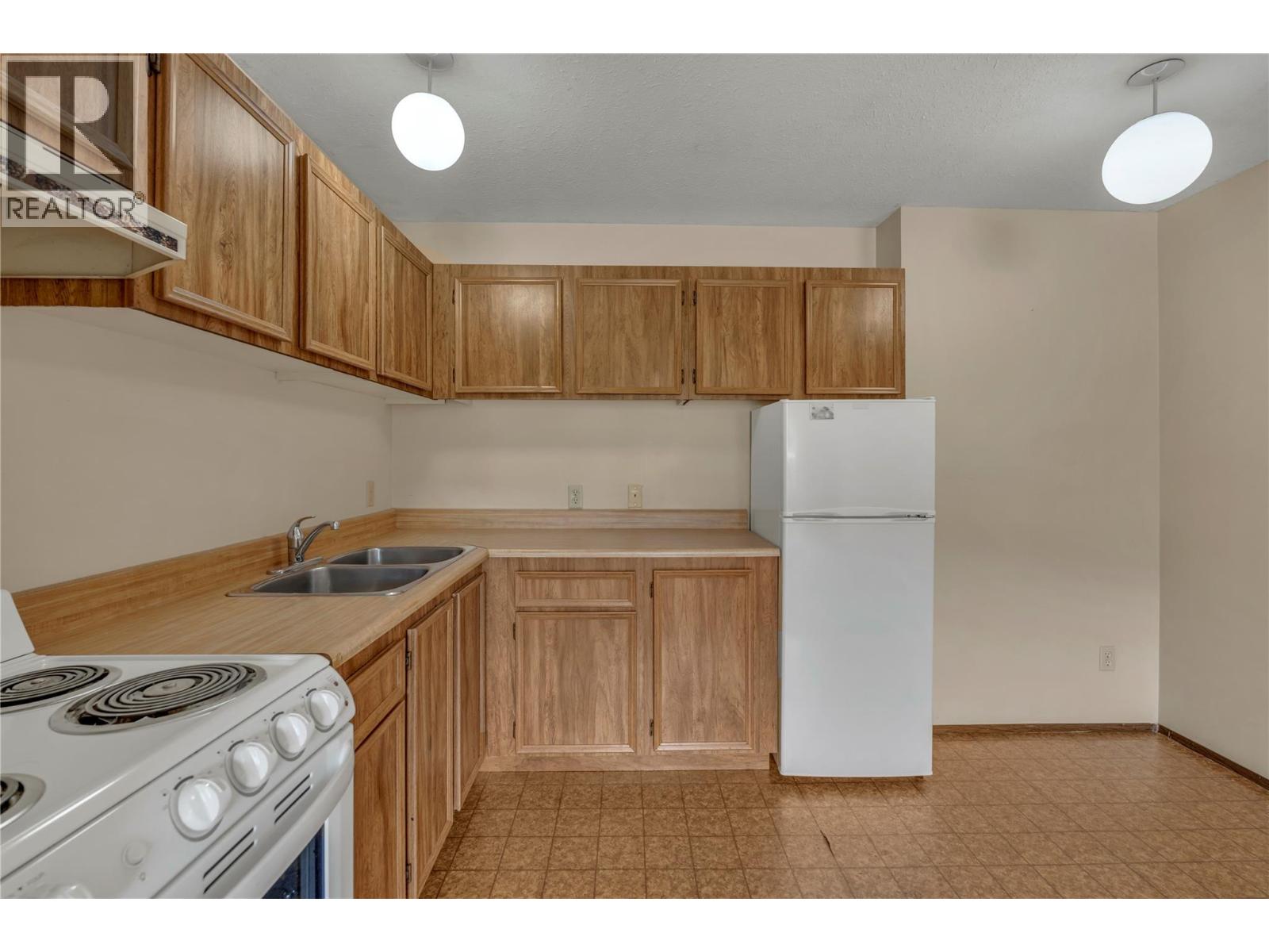 #209 150 SKAHA Place - 6