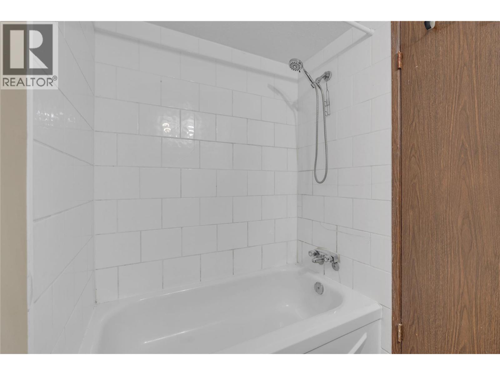 #209 150 SKAHA Place - 18