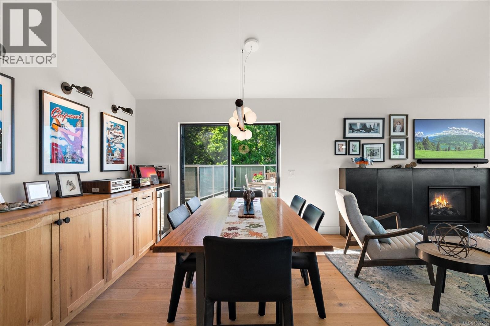 702 6880 Wallace Dr, Central Saanich