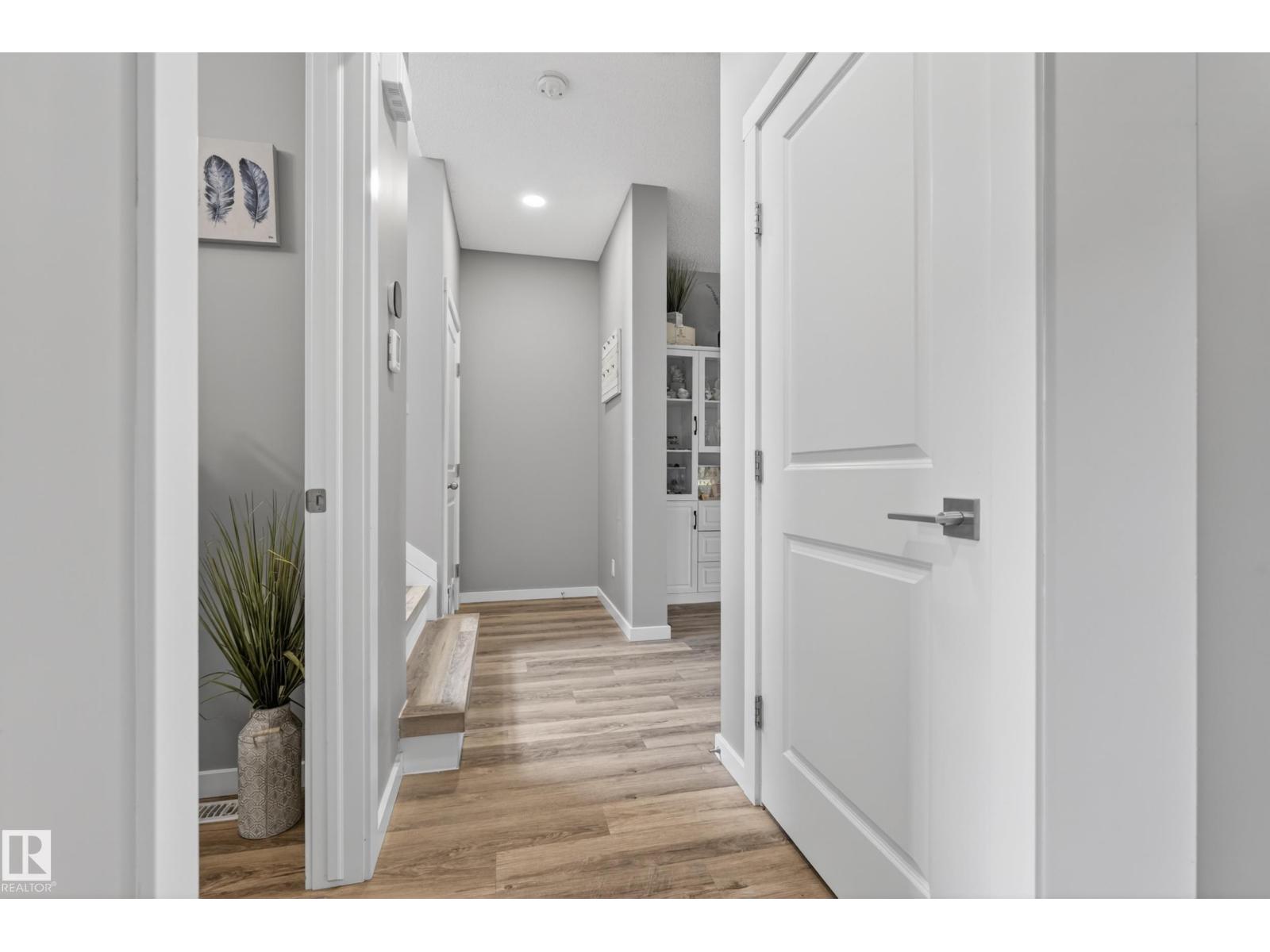 276 Rolston WD — photo 16