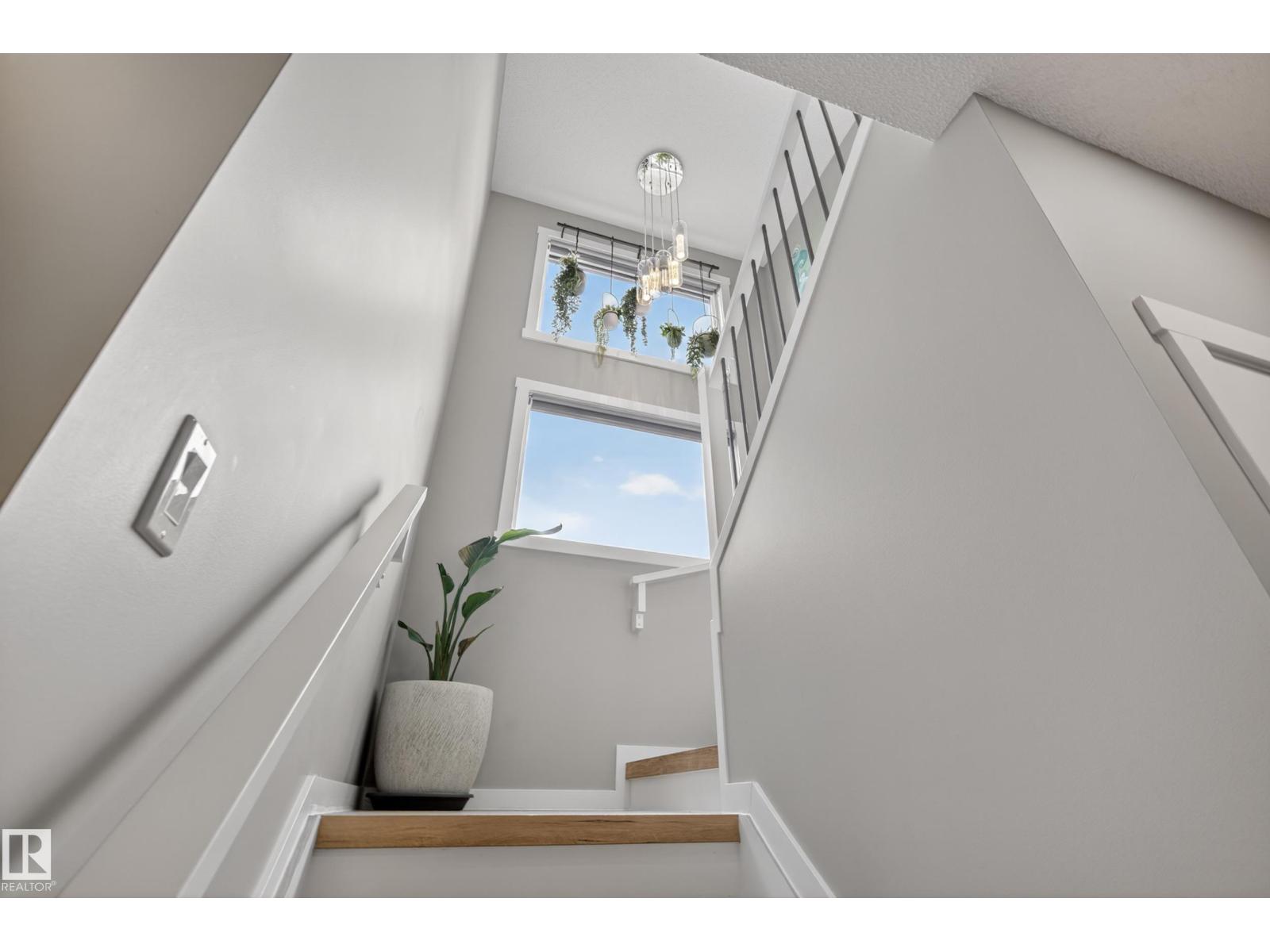276 Rolston WD — photo 18