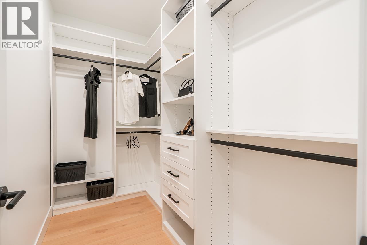 1 4278 WATLING STREET, Burnaby