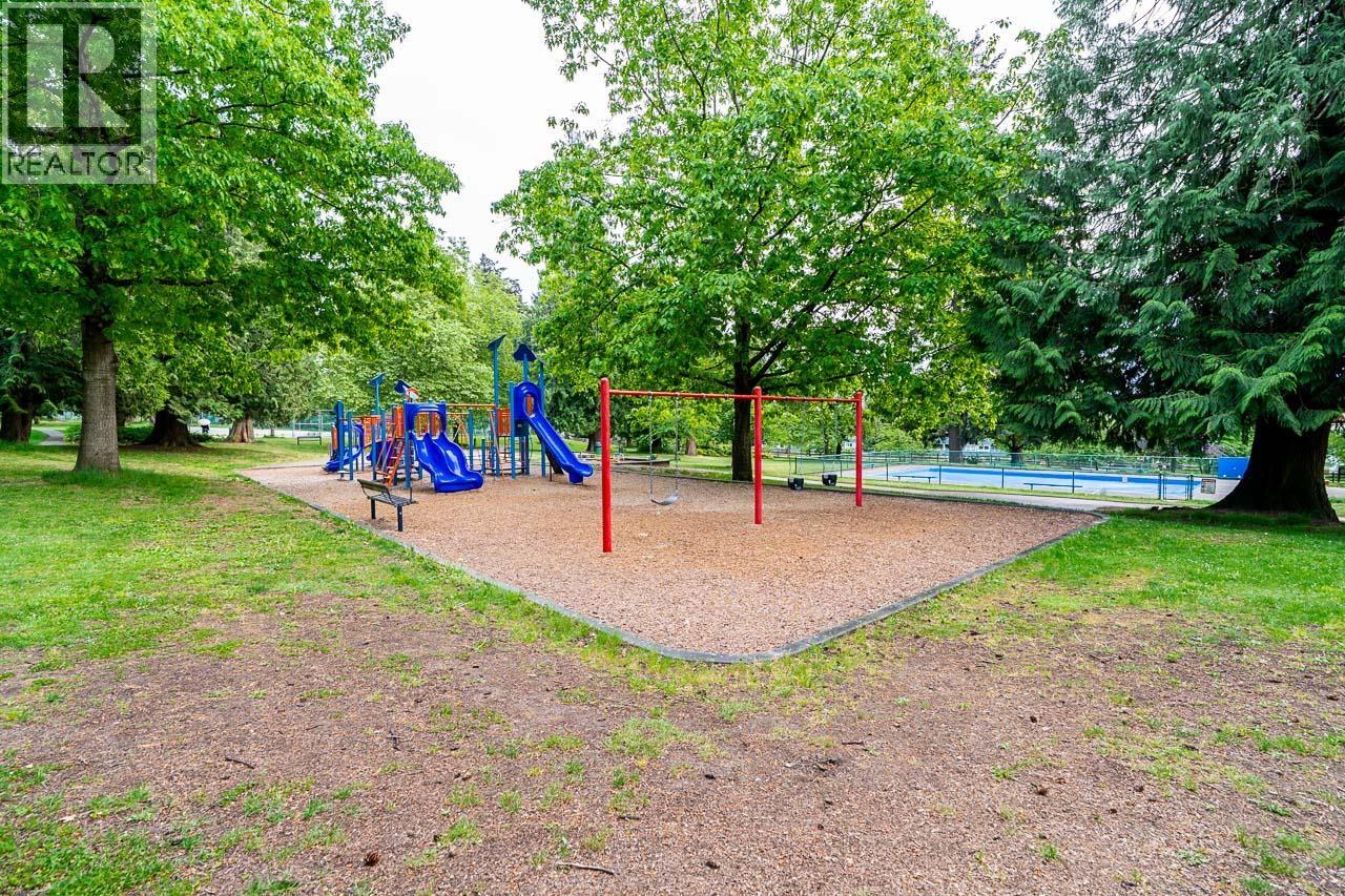 1 4278 WATLING STREET, Burnaby