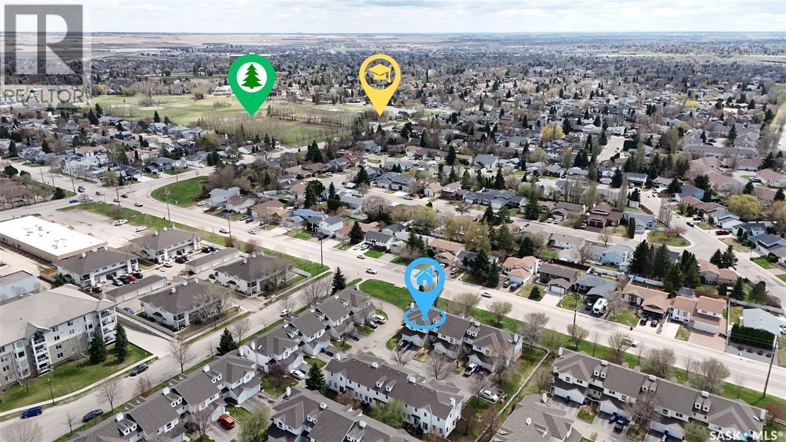 #18 410 Keevil CRESCENT - 40