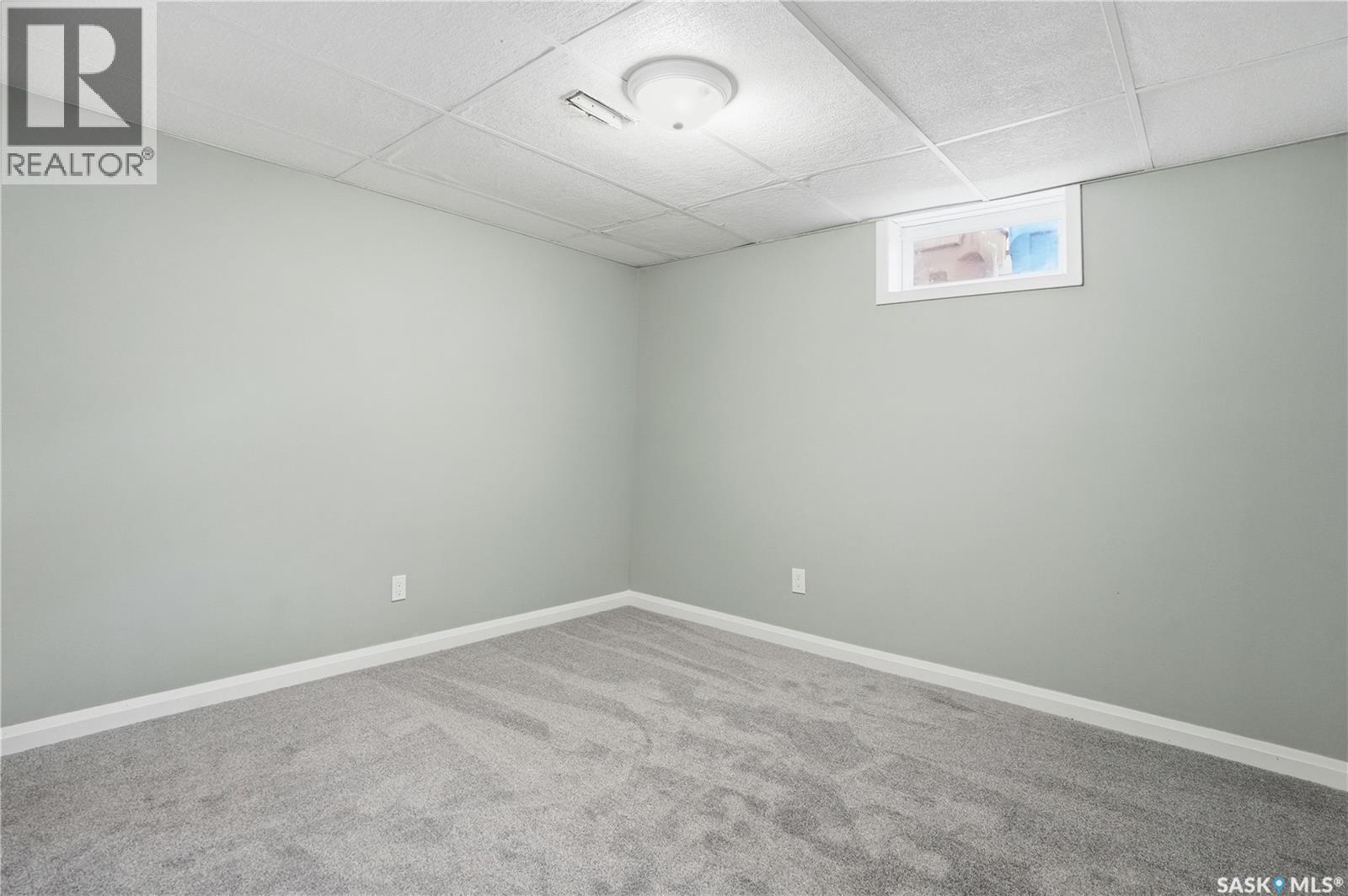 219 Nagel CRESCENT - 18