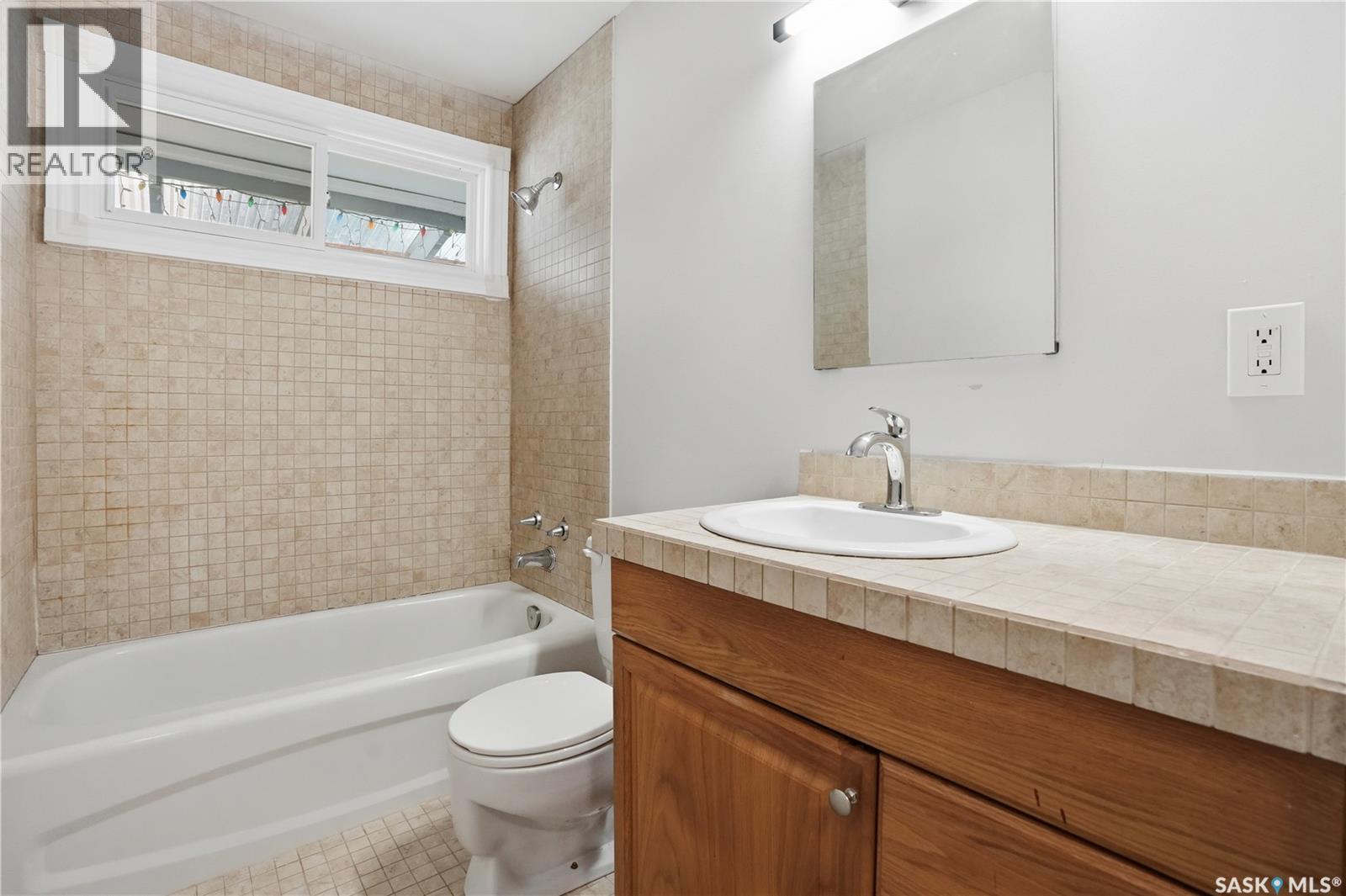 219 Nagel CRESCENT - 13