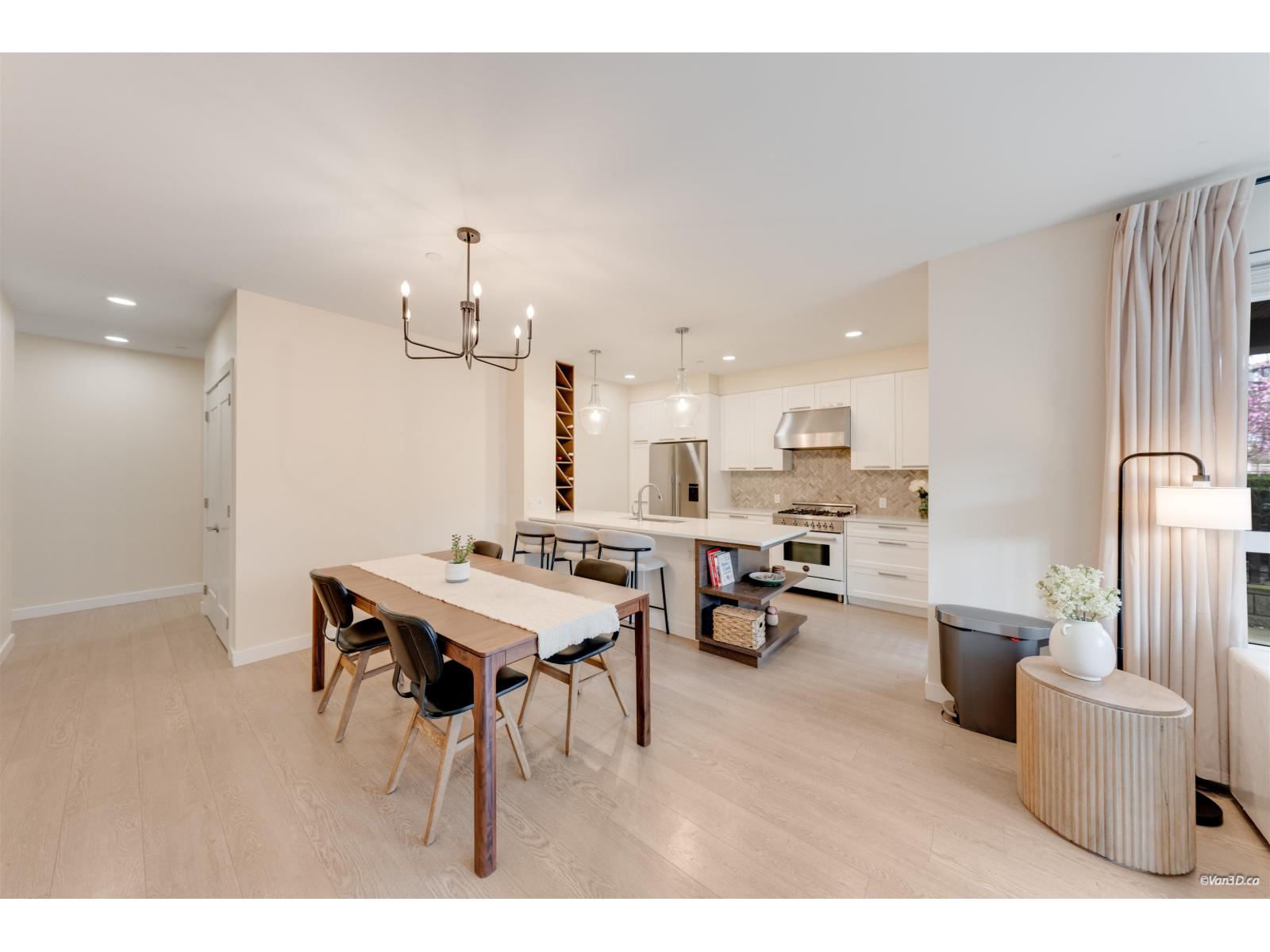 102 33540 MAYFAIR AVENUE, Abbotsford