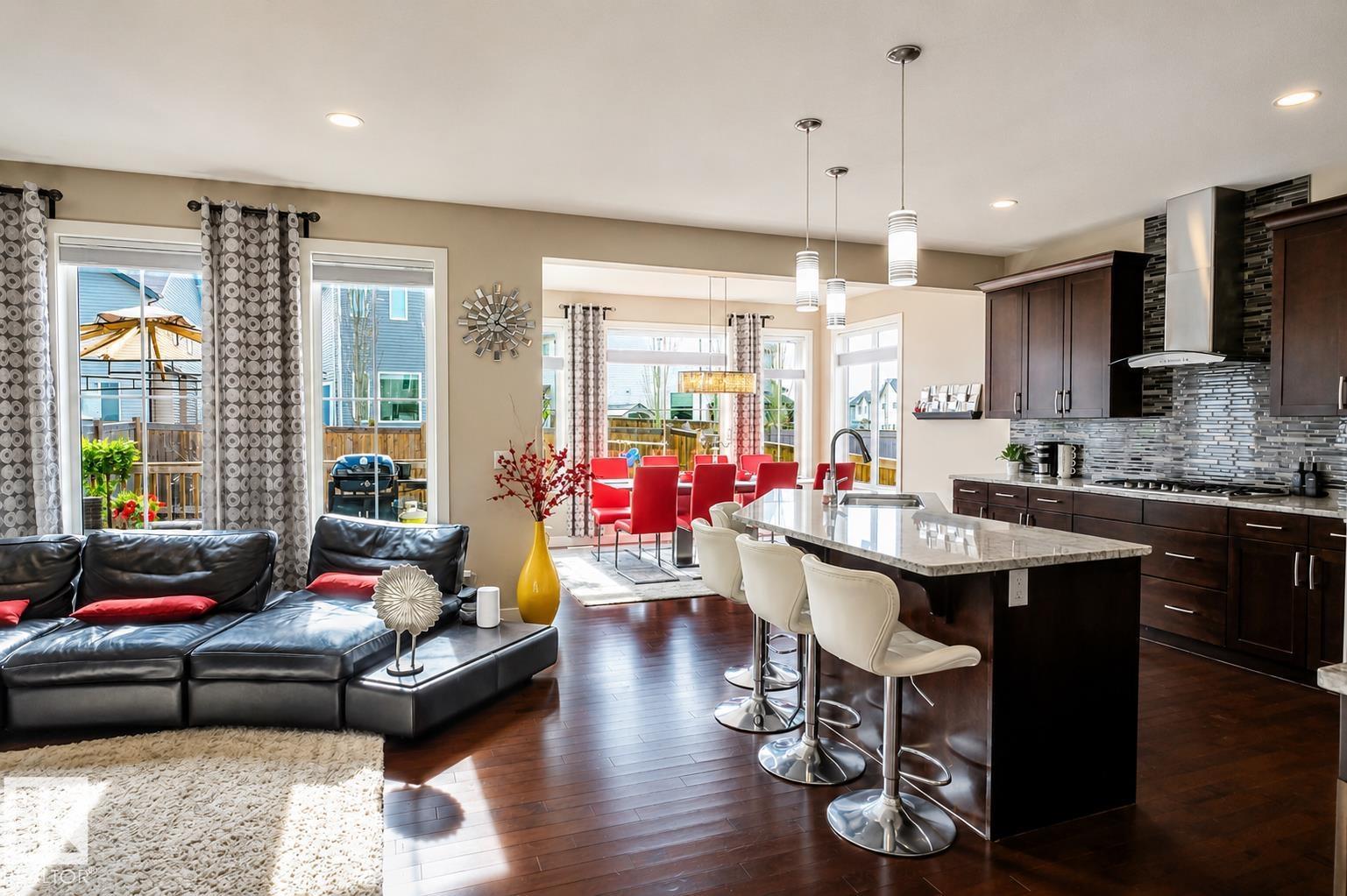 1728 53 ST SW - 1