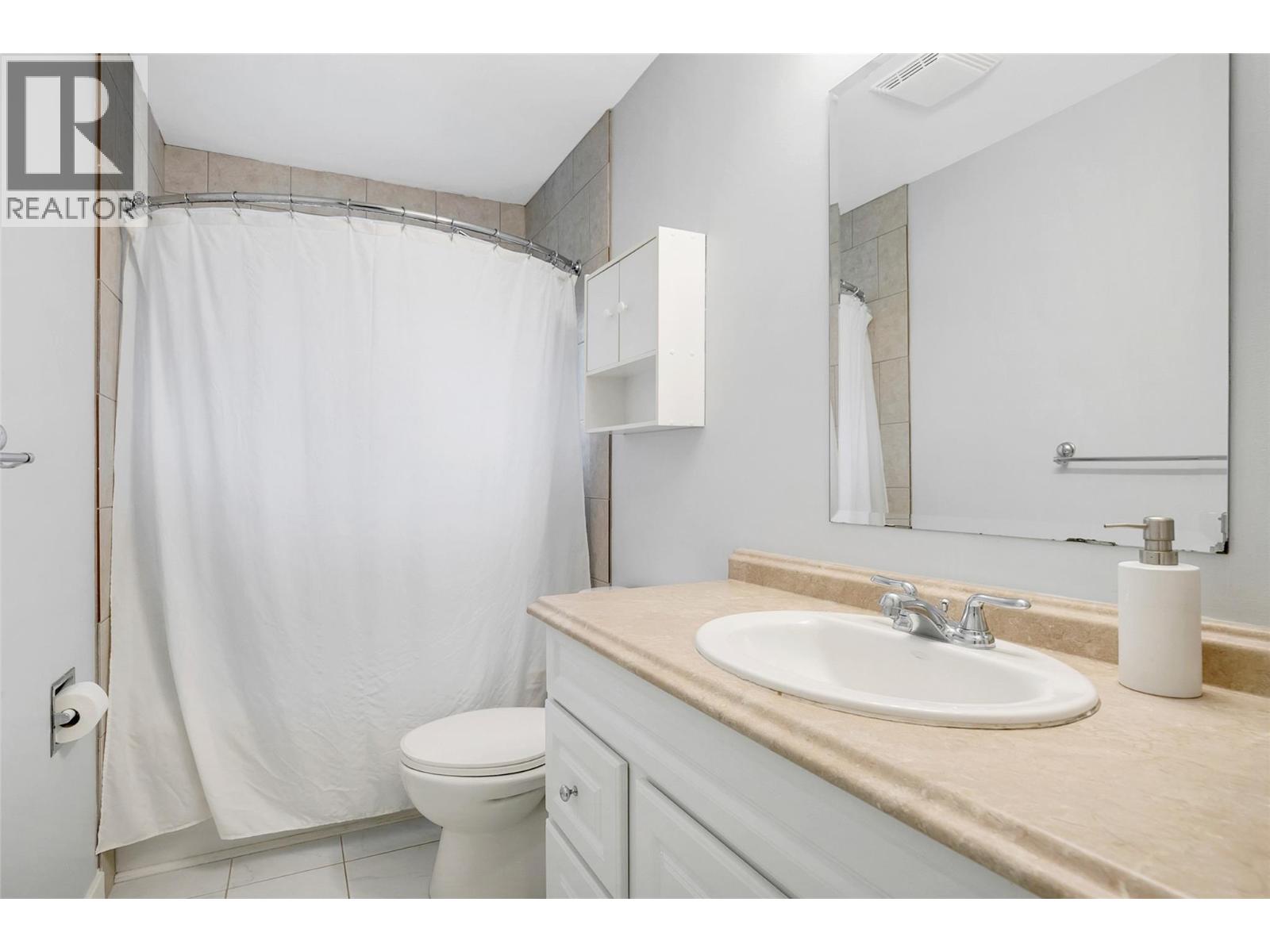 805 Camelia Road - 17