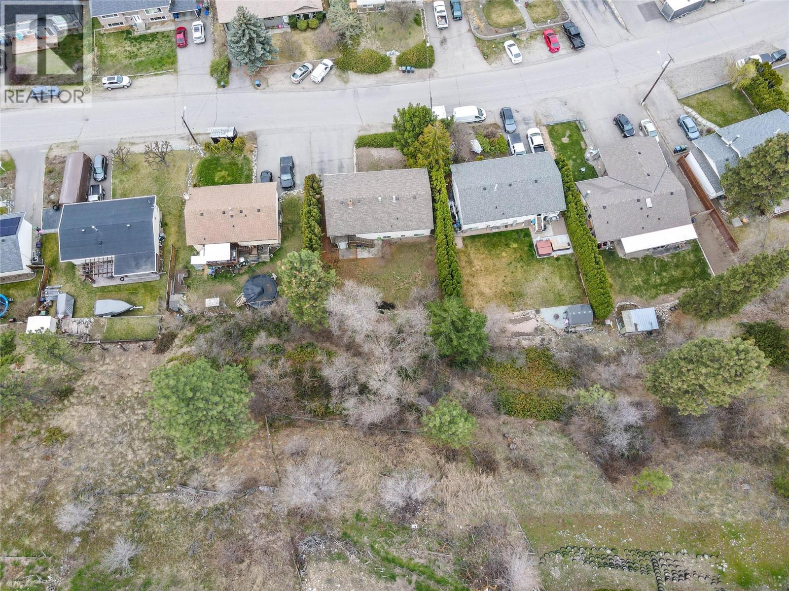805 Camelia Road - 55