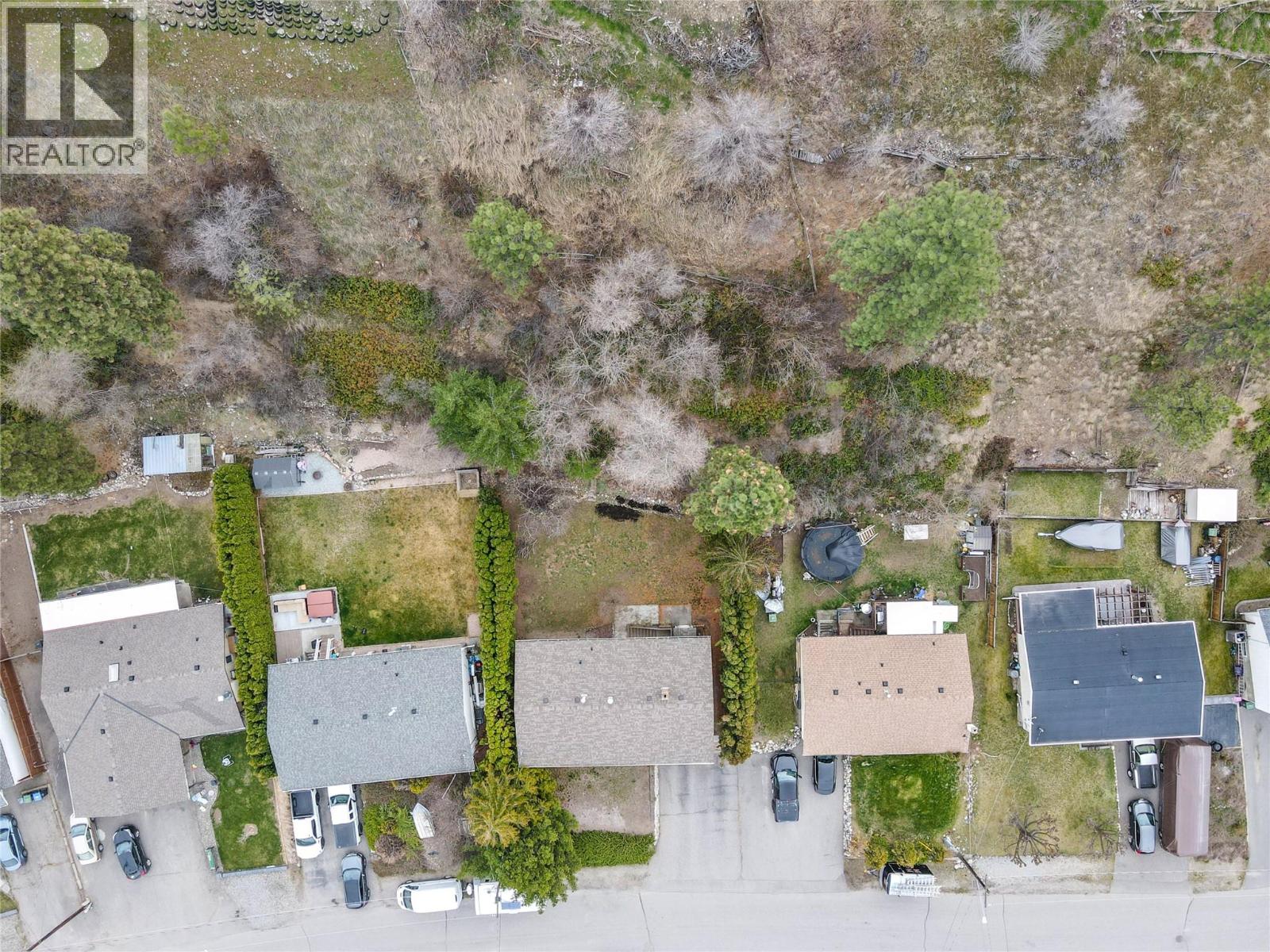 805 Camelia Road - 53