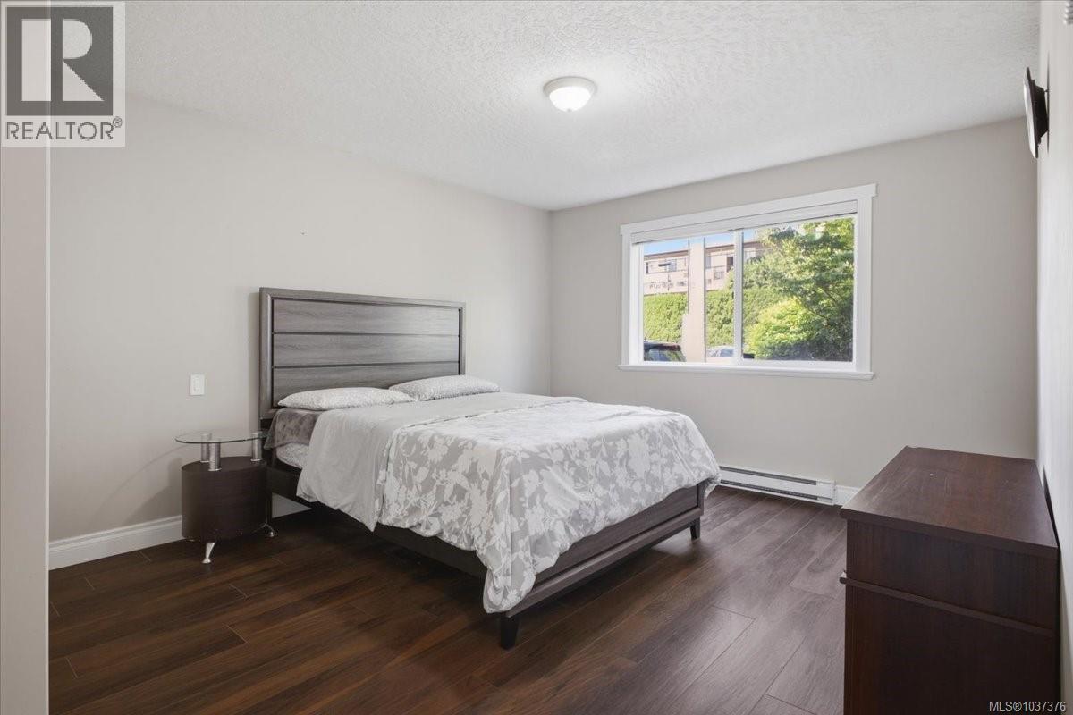 #101 2510 Alexander St - 24
