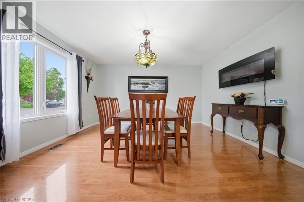 37 ANASTASIA Crescent - 7