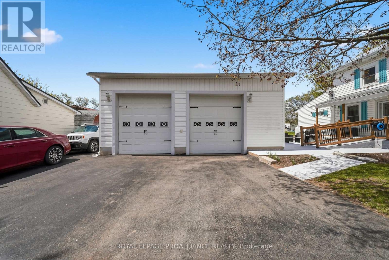 4343 NOTRE DAME STREET - 4