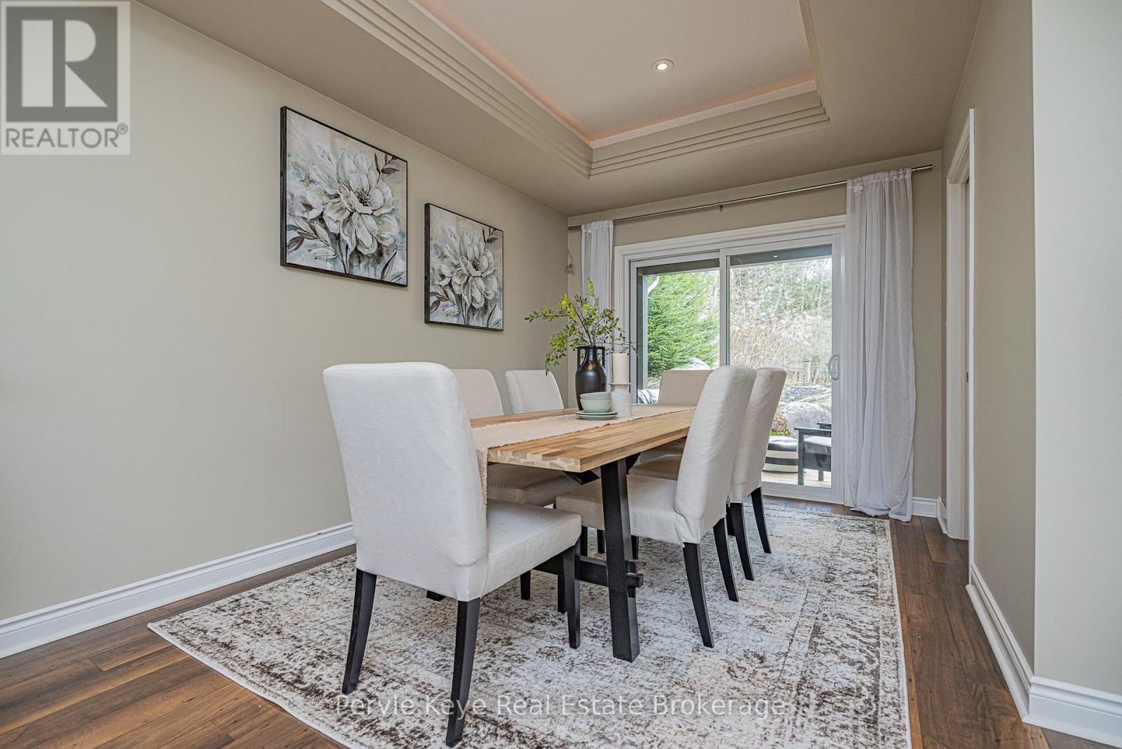 5 MACKENZIE DRIVE - 31