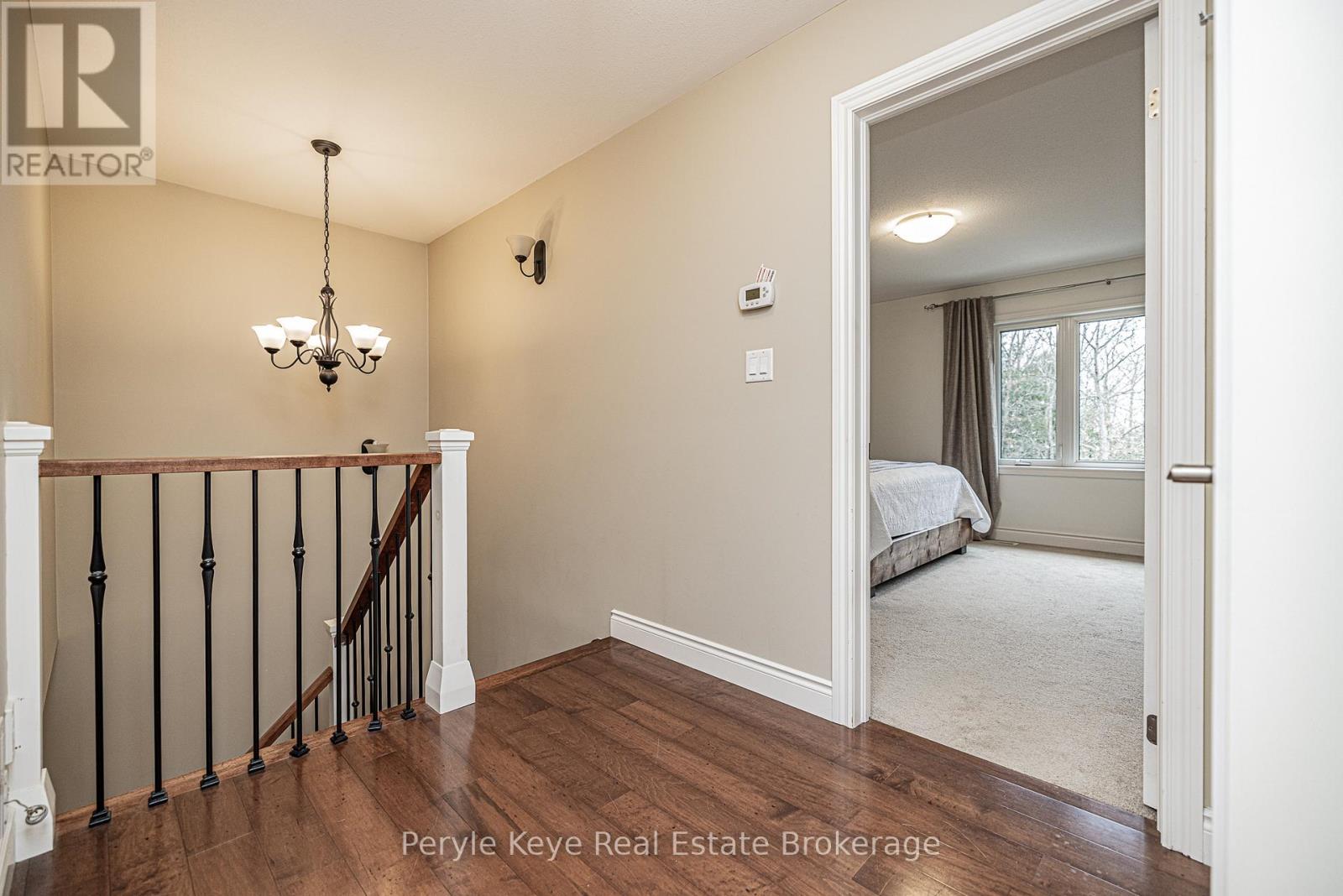 5 MACKENZIE DRIVE - 40