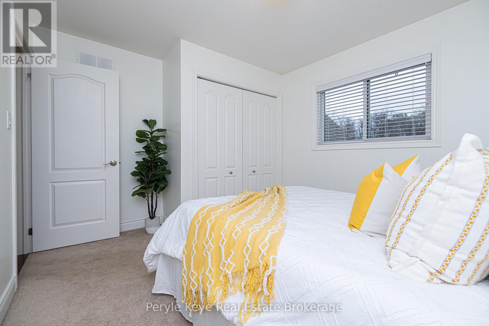5 MACKENZIE DRIVE - 46